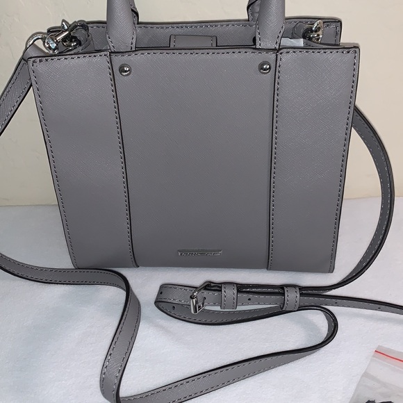 REBECCA MINKOFF BRAND NEW BEAUTIFUL 100% GENUINE LEATHER SHOULDER HAND BAG - Picture 2 of 15